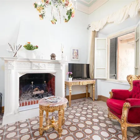 Lola - Liberty Dreamscape * Viareggio