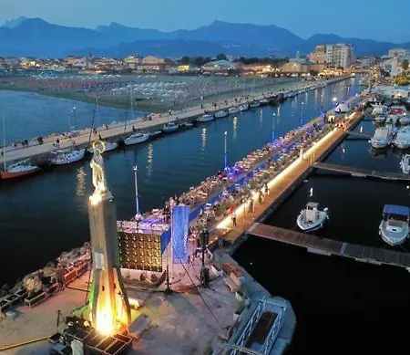 Lola - Liberty Dreamscape