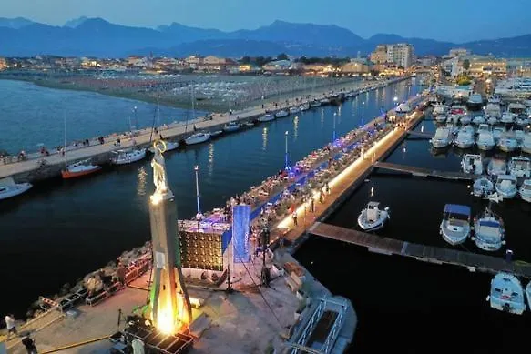 Lola - Liberty Dreamscape