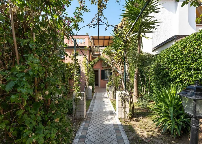 Lola - Liberty Dreamscape فيلة *